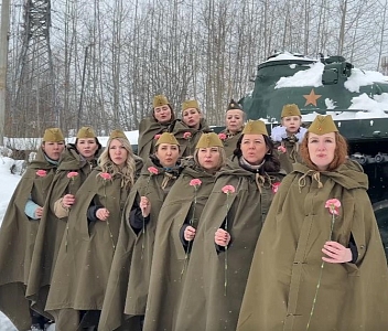 «О той весне», муз. и сл. Е.Плотниковой