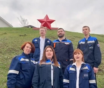 «Пора в путь-дорогу», муз. В.Соловьёва-Седого, сл. С.Фогельсона