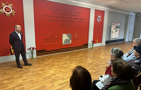 Всероссийский научно-исследовательский институт гидротехники имени Б.Е. Веденеева открыл обновленный мемориал павшим в Великой Отечественной войне